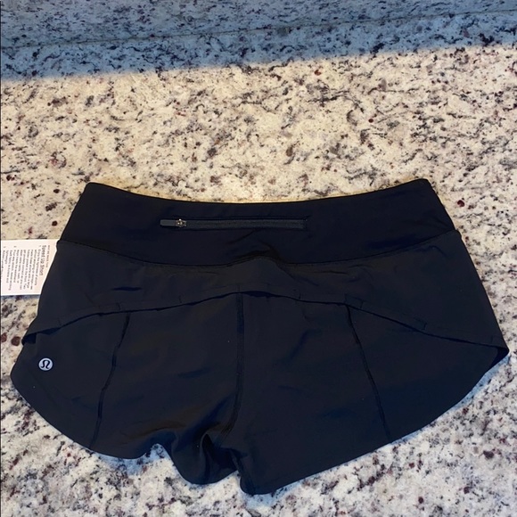 Lululemon speed up shorts - Picture 2 of 3